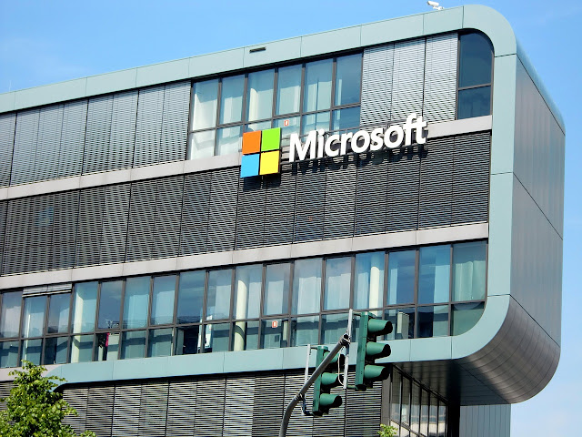 Storm-0558 Breach: Microsoft Breach Risks Millions of Azure AD Apps